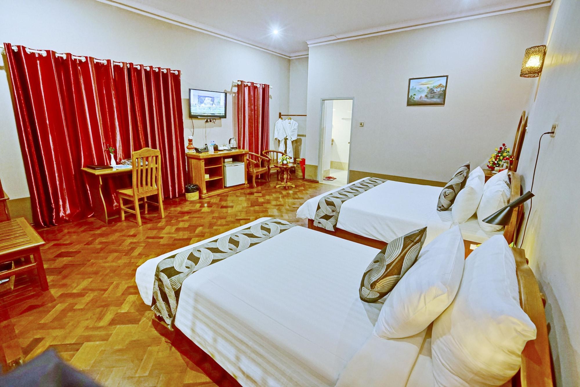 Triumph Hotel Мандалай Экстерьер фото